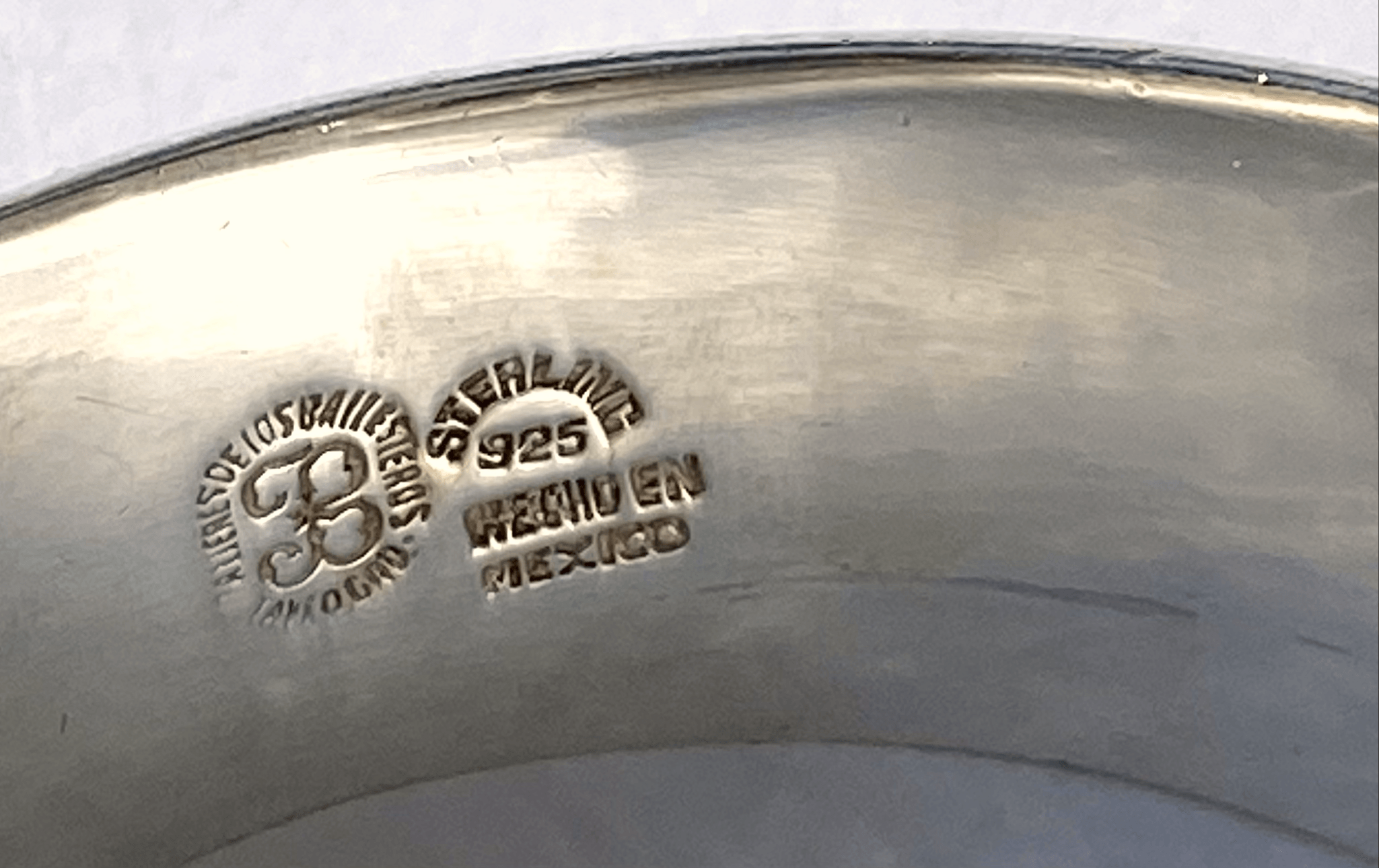 Vintage Talleres De Los Ballesteros Sterling Bangle - Tuxedo Park Junk Shop