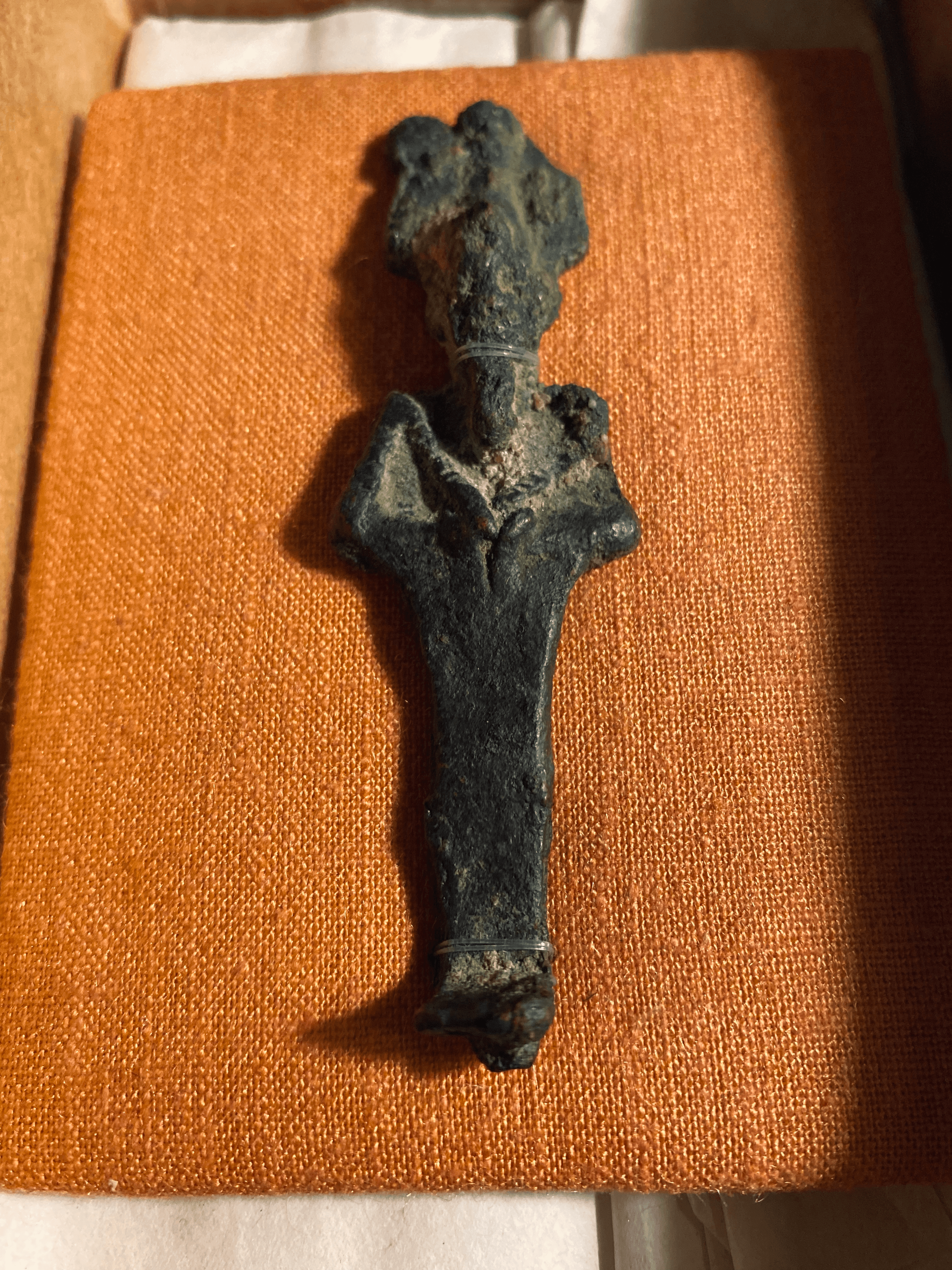 EGYPT ANCIENT - Statuette (Osiris) Ex-Museum - Tuxedo Park Junk Shop