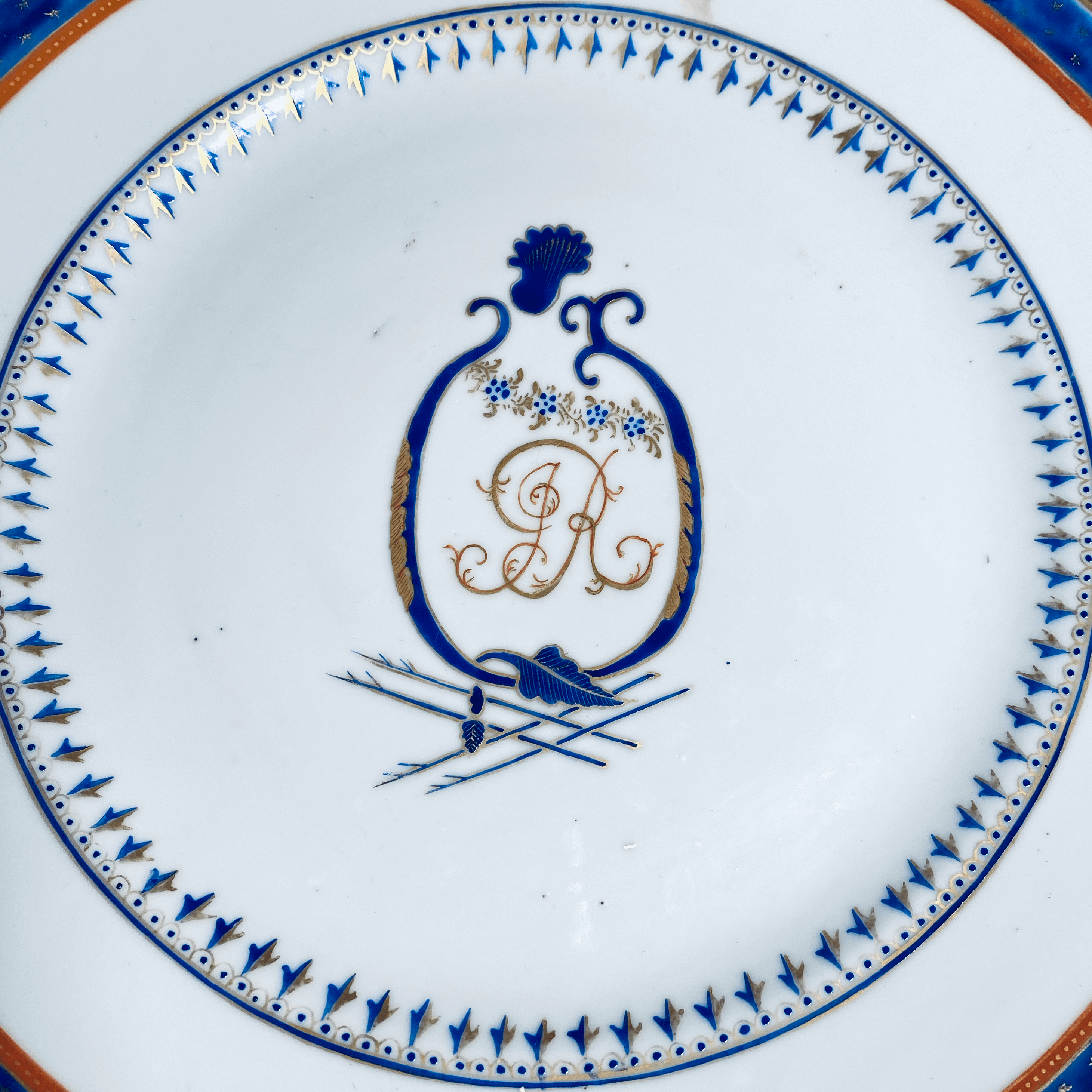 Chinese Export Porcelain Plate circa 1800