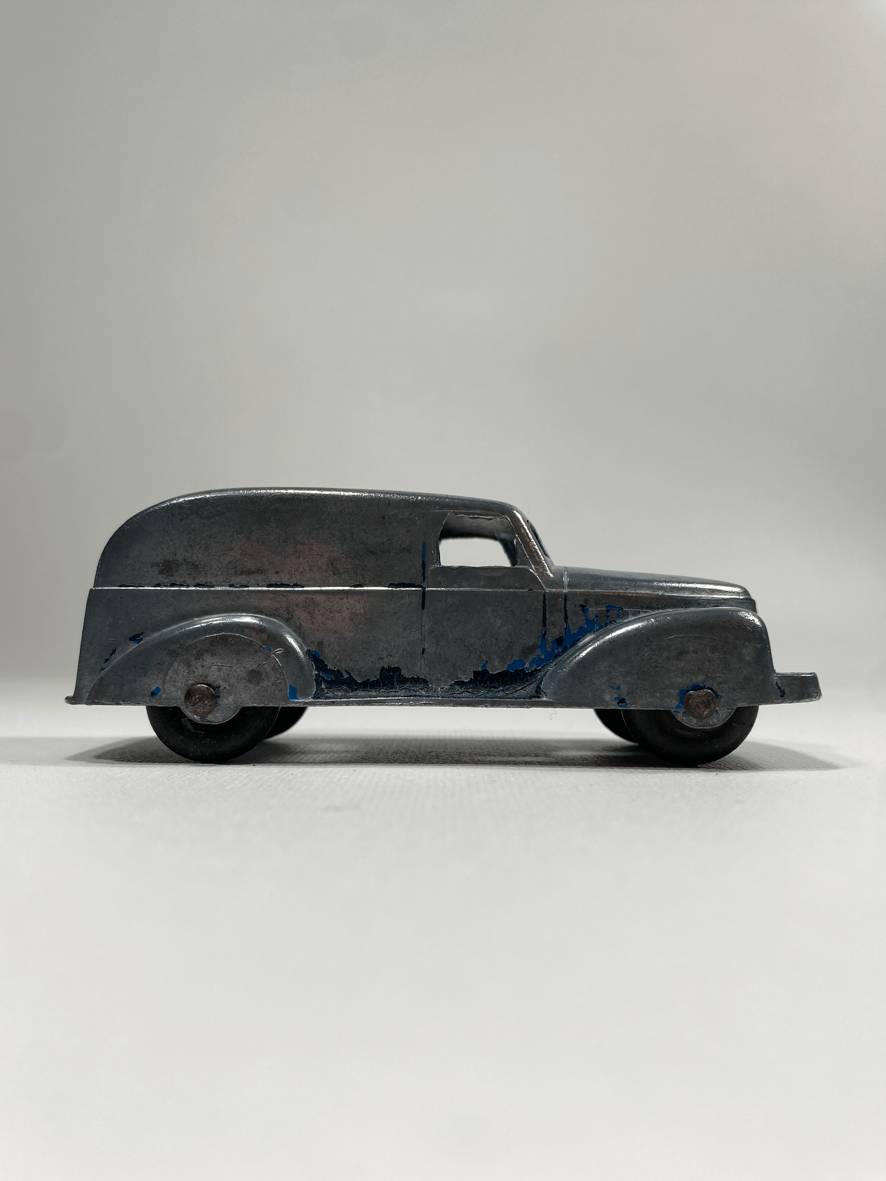 Tootsie Toy Truck c. 1940