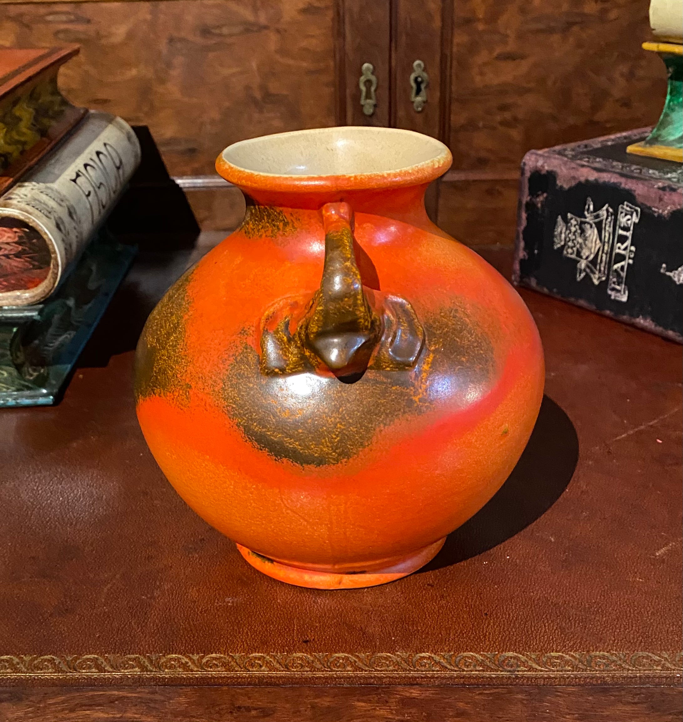 Rumrill Red Wing 215 Elephant Vase
