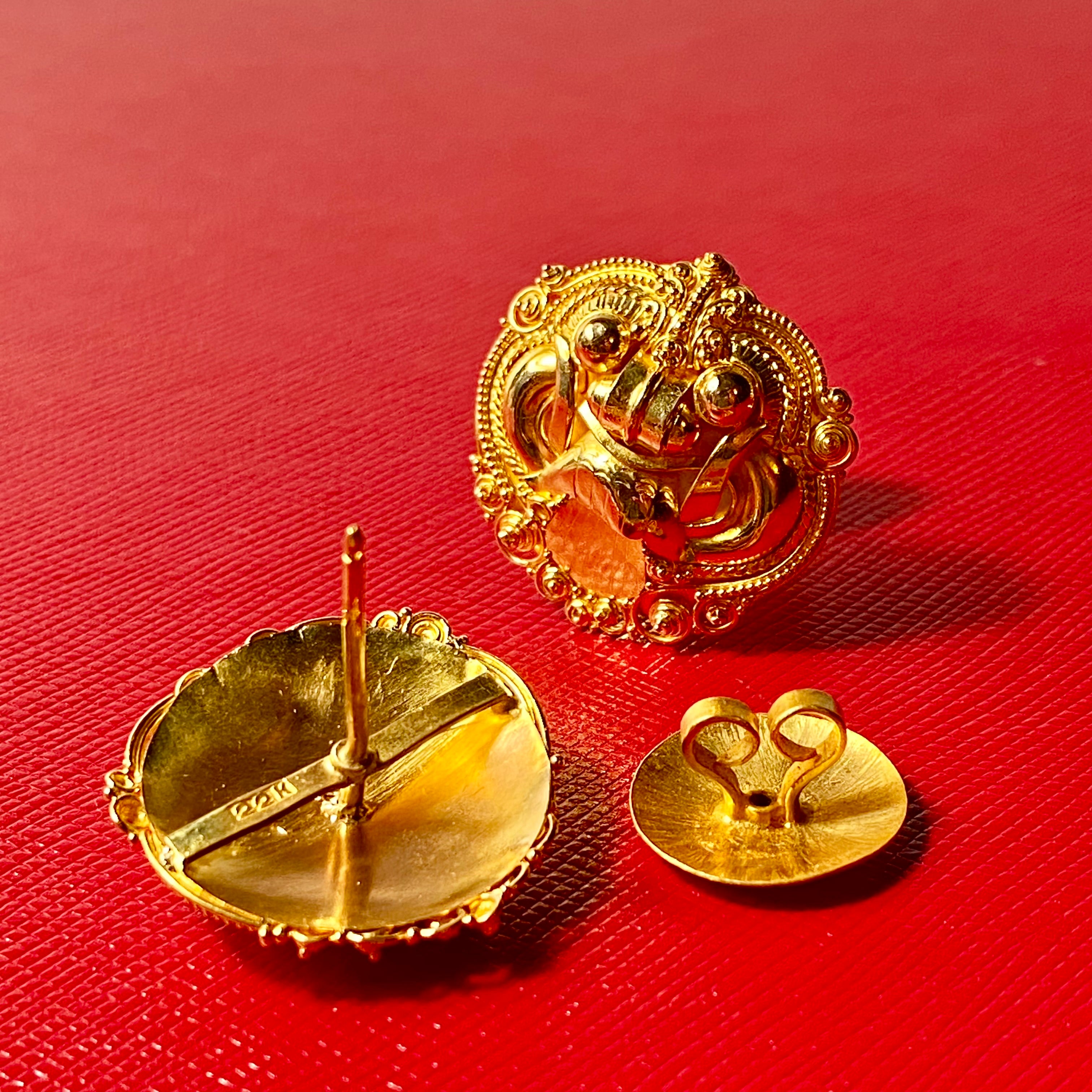 22K Foo Lion Earrings
