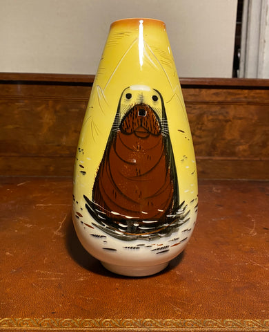 Mod Seal Vase by Sascha B.